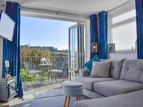 Balcony Cottage